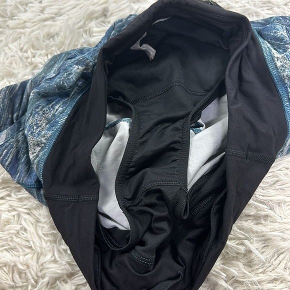 Lululemon Speed Short (4-way Stretch 2.5") Aerial Drift Multi Black / Black - Picture 3 of 6